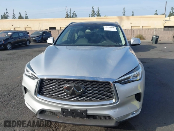 2020 Infiniti QX50 Luxe z VIN 3PCAJ5M10LF103880, wystawiony jako IAAI lot #41233450 z przebiegiem 40 247 mil mil oraz . Historia ofert i sprzedaży dostępna na DreamBid. Obrazek 12.