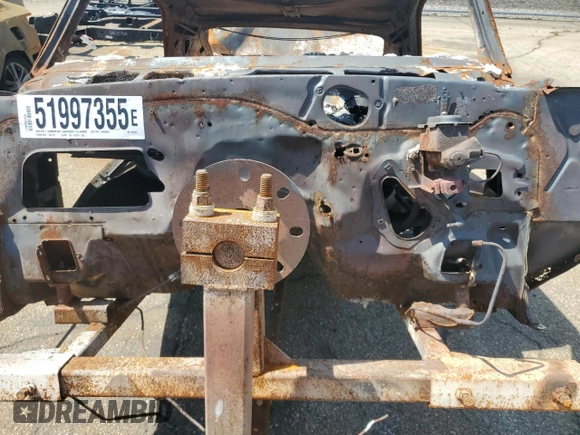 1967 Pontiac Firebird с VIN 223377U607198, выставлен на аукционе Copart как лот 51997355 с пробегом Не указан миль и Списание • Salvage title. История ставок и продаж доступна на DreamBid. Изображение 11.