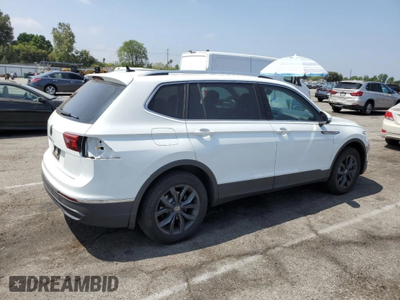 2024 Volkswagen Tiguan SE z VIN 3VVNB7AX3RM099753, wystawiony jako Copart lot #58601645 z przebiegiem 6 170 mil mil oraz Szkoda całkowita • Salvage title. Historia ofert i sprzedaży dostępna na DreamBid. Obrazek 3.