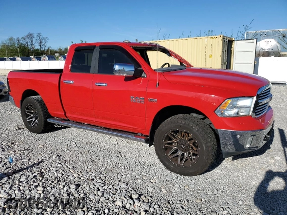 2018 Ram 1500 Big Horn z VIN 1C6RR7GTXJS237243, wystawiony jako Copart lot #53097185 z przebiegiem 153 010 mil mil oraz Szkoda całkowita • Salvage title. Historia ofert i sprzedaży dostępna na DreamBid. Obrazek 4.