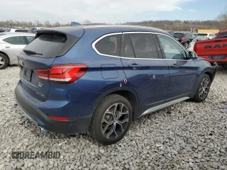 2021 BMW X1 xDrive28i z VIN WBXJG9C09M5T16797, wystawiony jako Copart lot #49322375 z przebiegiem 51 240 mil mil oraz Szkoda całkowita • Salvage title. Historia ofert i sprzedaży dostępna na DreamBid. Obrazek 3.