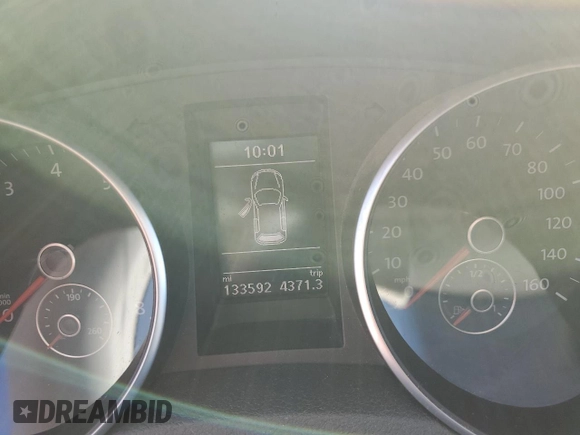 2014 Volkswagen Golf with VIN WVWDB7AJ9EW002927, listed as a Copart auction lot 85236304 with 133,592 mi miles and Salvage title. Bid and sale history available at DreamBid. Image 9.