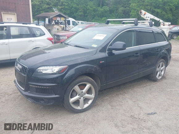 2014 Audi Q7 S line Prestige with VIN WA1DGAFE0ED020720, listed as a IAAI auction lot 42448552 with 171,055 mi miles and . Bid and sale history available at DreamBid. Image 17.