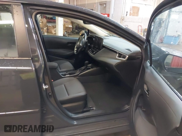 2024 Toyota Corolla LE with VIN 5YFB4MDE1RP134190, listed as a IAAI auction lot 42177556 with 8,501 mi miles and . Bid and sale history available at DreamBid. Image 5.