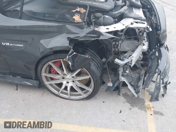 2016 Mercedes-Benz C 63 S AMG z VIN 55SWF8HB7GU163686, wystawiony jako IAAI lot #40884579 z przebiegiem Nie podano mil oraz . Historia ofert i sprzedaży dostępna na DreamBid. Obrazek 6.