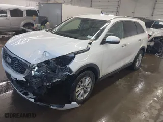 2019 Kia Sorento LX with VIN 5XYPGDA31KG574100, listed as a IAAI auction lot 41628213 with 111,305 mi miles. Bid and sale history available at carsss.com. Image 18.
