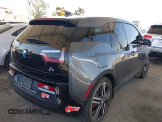 2017 BMW i3 с VIN WBY1Z8C5XHV551484, выставлен на аукционе IAAI как лот 42293232 с пробегом 74 082 миль миль и . История ставок и продаж доступна на DreamBid. Изображение 4.