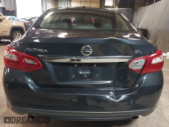 2018 Nissan Altima SR with VIN 1N4AL3AP2JC142302, listed as a IAAI auction lot 42013171 with 112,360 mi miles and . Bid and sale history available at carsss.com. Image 17.