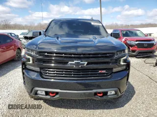 2021 Chevrolet Silverado 1500 LT Trail Boss with VIN 1GCPYFEL6MZ388043, listed as a Copart auction lot 48032035 with 76,082 mi miles and Salvage Title. Bid and sale history available at DreamBid. Image 5.