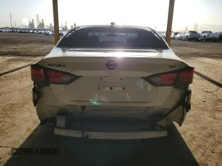 2019 Nissan Altima SR with VIN 1N4BL4CV8KC102104, listed as a Copart auction lot 51347295 with 54,444 mi miles and Salvage Title. Bid and sale history available at DreamBid. Image 6.