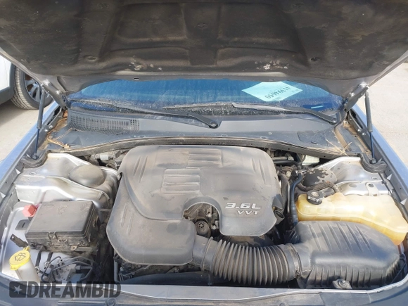 2018 Chrysler 300 Touring with VIN 2C3CCAAG5JH275998, listed as a IAAI auction lot 41394650 with 128,152 mi miles and . Bid and sale history available at DreamBid. Image 10.