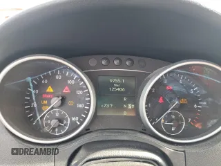 2010 Mercedes-Benz M 350 z VIN 4JGBB8GB5AA549449, wystawiony jako Copart lot #50080765 z przebiegiem 125 406 mil mil oraz Szkoda całkowita • Salvage title. Historia ofert i sprzedaży dostępna na DreamBid. Obrazek 9.