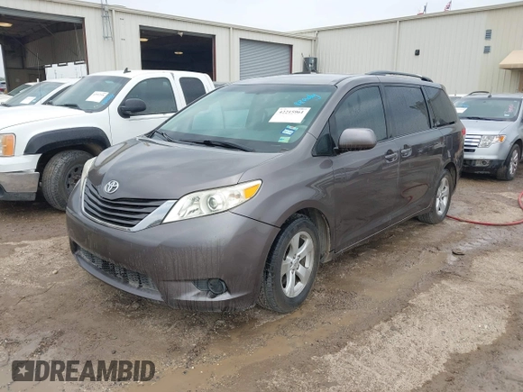 2012 Toyota Sienna LE AAS with VIN 5TDKK3DC8CS180967, listed as a IAAI auction lot 42215961 with 220,089 mi miles and . Bid and sale history available at DreamBid. Image 17.