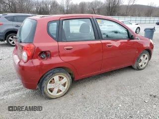 2009 Pontiac G3 z VIN KL2TD66E49B645830, wystawiony jako Copart lot #43759715 z przebiegiem 144 726 mil mil oraz Szkoda całkowita • Salvage title. Historia ofert i sprzedaży dostępna na DreamBid. Obrazek 3.