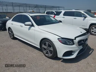2018 Mercedes-Benz E 300 с VIN WDDZF4JB0JA394470, выставлен на аукционе IAAI как лот 42316021 с пробегом 77 866 миль миль и . История ставок и продаж доступна на DreamBid. Изображение 1.