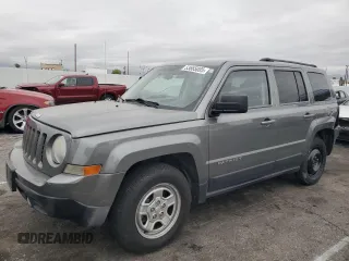 2014 Jeep Patriot Altitude with VIN 1C4NJPBAXED595327, listed as a Copart auction lot 53665005 with 134,771 mi miles and Salvage Title. Bid and sale history available at DreamBid. Image 1.