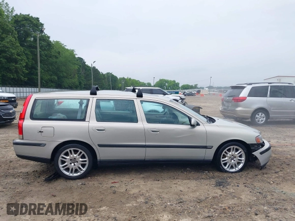 2002 Volvo V70 with VIN YV1SW58DX21185421, listed as a IAAI auction lot 42297772 with 176,460 mi miles and . Bid and sale history available at DreamBid. Image 13.