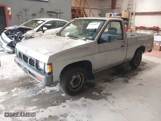 1993 Nissan Trucks 2WD with VIN 1N6SD11S7PC323101, listed as a IAAI auction lot 41515027 with 178,818 mi miles. Bid and sale history available at carsss.com. Image 2.