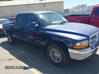2000 Dodge Dakota Sport with VIN 1B7GL2AN0YS744001, listed as a IAAI auction lot 41966293 with 292,160 mi miles. Bid and sale history available at carsss.com. Image 1.