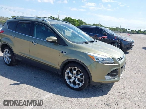 2013 Ford Escape Titanium with VIN 1FMCU0J94DUB06332, listed as a IAAI auction lot 41824742 with 92,633 mi miles. Bid and sale history available at carsss.com. Image 1.