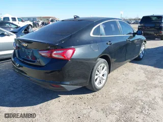2019 Chevrolet Malibu LT with VIN 1G1ZD5STXKF161979, listed as a IAAI auction lot 41698873 with 81,518 mi miles. Bid and sale history available at carsss.com. Image 4.