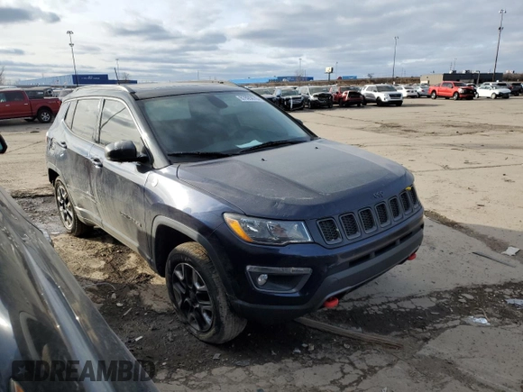 2018 Jeep Compass Trailhawk with VIN 3C4NJDDB4JT373701, listed as a Copart auction lot 87695675 with 90,005 mi miles and Clean Title. Bid and sale history available at carsss.com. Image 4.