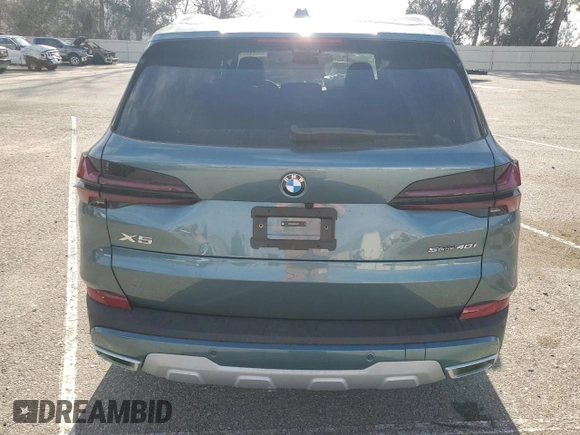 2025 BMW X5 sDrive40i with VIN 5UX13EU04S9W39305, listed as a Copart auction lot 43822695 with 0 mi miles and Salvage Title. Bid and sale history available at carsss.com. Image 6.