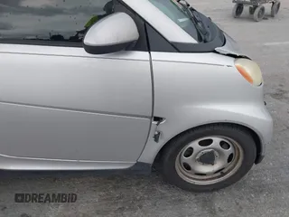 2009 Smart fortwo Pure with VIN WMEEJ31X69K317204, listed as a IAAI auction lot 42779603 with 159,179 mi miles and . Bid and sale history available at DreamBid. Image 13.