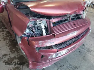 2006 Scion xB z VIN JTLKT324964077277, wystawiony jako IAAI lot #42104462 z przebiegiem 275 526 mil mil oraz . Historia ofert i sprzedaży dostępna na DreamBid. Obrazek 6.