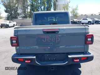 2021 Jeep Gladiator Rubicon с VIN 1C6JJTBG8ML561572, выставлен на аукционе IAAI как лот 42626314 с пробегом 16 318 миль миль и . История ставок и продаж доступна на DreamBid. Изображение 16.