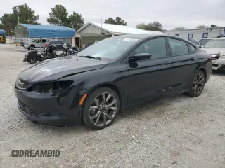 2015 Chrysler 200 S z VIN 1C3CCCBB1FN645549, wystawiony jako Copart lot #51142745 z przebiegiem 176 707 mil mil oraz Szkoda całkowita • Salvage title. Historia ofert i sprzedaży dostępna na DreamBid. Obrazek 1.