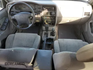 1995 Honda Passport z VIN 4S6CM58V5S4429972, wystawiony jako Copart lot #84513174 z przebiegiem 129 872 mil mil oraz Szkody całkowita. Historia ofert i sprzedaży dostępna na DreamBid. Obrazek 8.