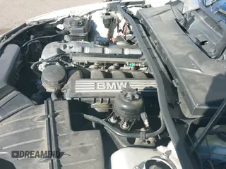 2006 BMW 3 Series 330i z VIN WBAVB33546KR75412, wystawiony jako IAAI lot #43525315 z przebiegiem 226 516 mil mil oraz . Historia ofert i sprzedaży dostępna na DreamBid. Obrazek 13.