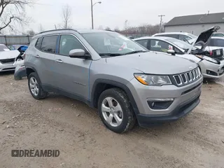 2021 Jeep Compass Altitude с VIN 3C4NJDBB4MT504634, выставлен на аукционе IAAI как лот 41525356 с пробегом 25 066 миль миль и . История ставок и продаж доступна на DreamBid. Изображение 1.