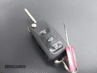 2011 Volkswagen Jetta SE с VIN 3VWPZ7AJ4BM717986, выставлен на аукционе IAAI как лот 42451199 с пробегом 213 710 миль миль и . История ставок и продаж доступна на DreamBid. Изображение 11.