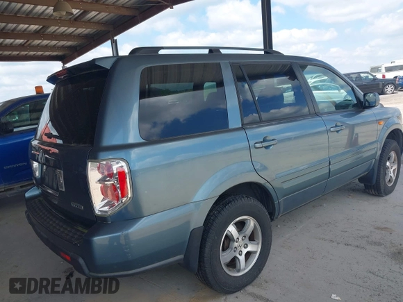 2008 Honda Pilot EX-L with VIN 5FNYF185X8B025878, listed as a IAAI auction lot 42215417 with 224,341 mi miles and . Bid and sale history available at DreamBid. Image 4.