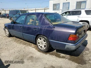 1992 Mercedes-Benz 300 z VIN WDBEA30E1NB699181, wystawiony jako Copart lot #58662205 z przebiegiem 134 112 mil mil oraz Szkoda całkowita • Salvage title. Historia ofert i sprzedaży dostępna na DreamBid. Obrazek 2.