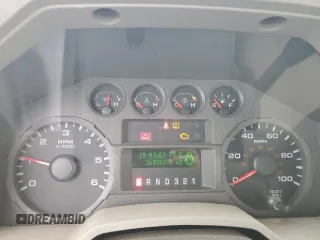 2008 Ford F-250 XL with VIN 1FTSX21568ED72693, listed as a Copart auction lot 63564855 with 268,393 mi miles and Salvage title. Bid and sale history available at DreamBid. Image 9.