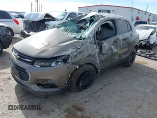 2021 Chevrolet Trax LS z VIN KL7CJKSB5MB307403, wystawiony jako IAAI lot #42060496 z przebiegiem 68 214 mil mil oraz . Historia ofert i sprzedaży dostępna na DreamBid. Obrazek 17.