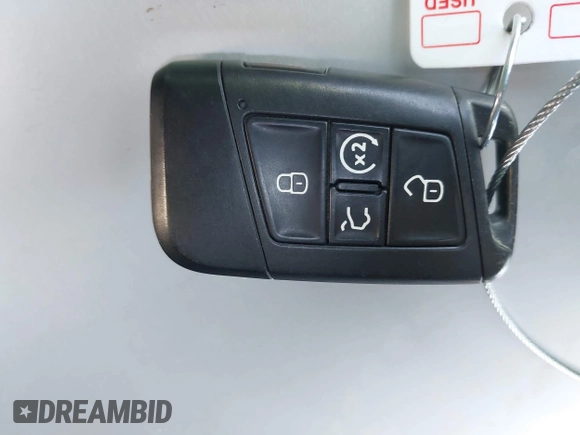 2018 Volkswagen Atlas SE with VIN 1V2DP2CA3JC599181, listed as a IAAI auction lot 42293017 with 70,589 mi miles and . Bid and sale history available at DreamBid. Image 11.