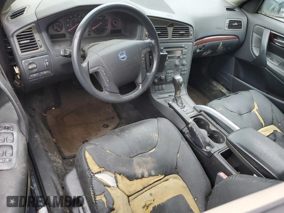 2001 Volvo V70 with VIN YV1SZ58D811036687, listed as a Copart auction lot 60785155 with Not provided miles and Salvage title. Bid and sale history available at DreamBid. Image 8.