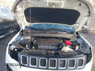 2020 Jeep Compass Limited with VIN 3C4NJCCB4LT102698, listed as a IAAI auction lot 41779546 with 115,007 mi miles. Bid and sale history available at carsss.com. Image 10.