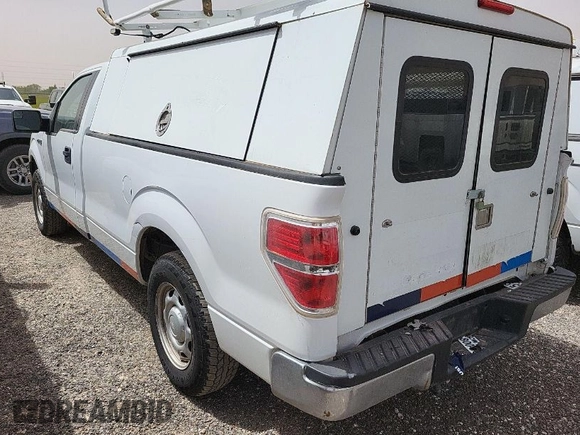 2013 Ford F-150 XL with VIN 1FTMF1CM3DKF27156, listed as a IAAI auction lot 41984509 with 92,788 mi miles and . Bid and sale history available at carsss.com. Image 1.