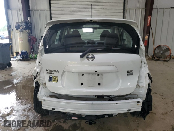 2018 Nissan Note SV z VIN 3N1CE2CP7JL357797, wystawiony jako Copart lot #64172435 z przebiegiem 37 083 mil mil oraz Szkoda całkowita • Salvage title. Historia ofert i sprzedaży dostępna na DreamBid. Obrazek 6.