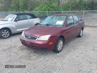 2007 Ford Focus S with VIN 1FAFP34N17W250308, listed as a IAAI auction lot 42164002 with 160,574 mi miles and . Bid and sale history available at carsss.com. Image 2.