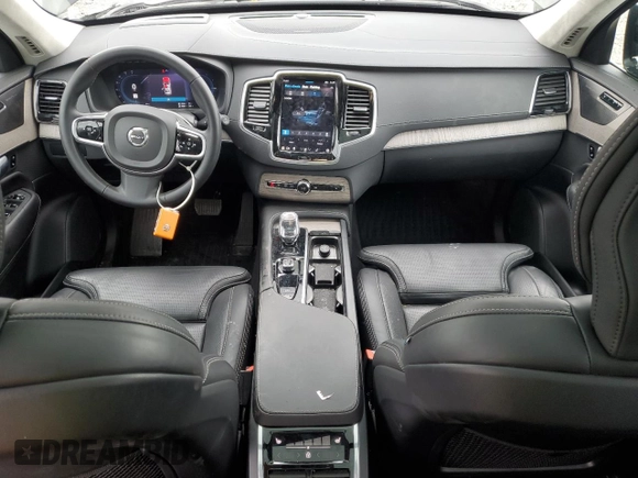 2024 Volvo XC90 Ultimate Bright Theme z VIN YV4H60CF3R1149525, wystawiony jako Copart lot #47827865 z przebiegiem 7 919 mil mil oraz Szkoda całkowita • Salvage title. Historia ofert i sprzedaży dostępna na DreamBid. Obrazek 8.