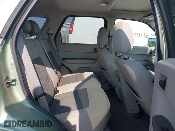 2008 Ford Escape XLT with VIN 1FMCU93188KA89855, listed as a IAAI auction lot 42581640 with 172,576 mi miles and . Bid and sale history available at DreamBid. Image 8.