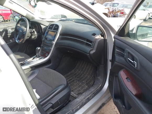 2013 Chevrolet Malibu ECO with VIN 1G11F5SR1DF338711, listed as a IAAI auction lot 41624193 with 152,815 mi miles. Bid and sale history available at carsss.com. Image 5.