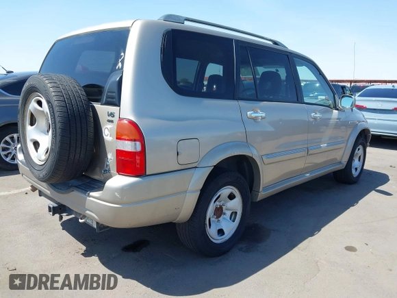 2003 Suzuki XL7 Touring with VIN JS3TX92V534103046, listed as a IAAI auction lot 41978971 with 185,038 mi miles and . Bid and sale history available at DreamBid. Image 4.