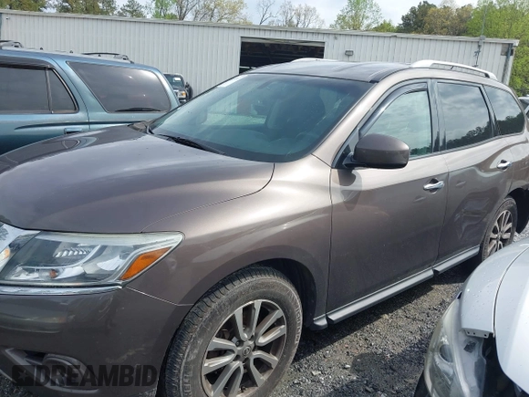 2016 Nissan Pathfinder SV with VIN 5N1AR2MN6GC651858, listed as a IAAI auction lot 41920897 with 247,344 mi miles. Bid and sale history available at carsss.com. Image 14.